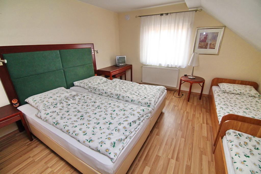 Noclegi Europa Boleslawiec  Habitación foto